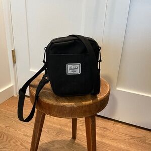 Herschel crossbody pouch